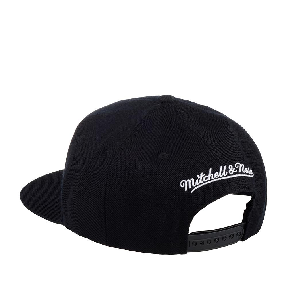GORRA MITCHELL & NESS CHICAGO BULLS TOP SPOT SNAPBACK