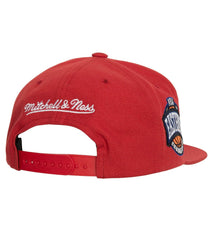 GORRA MITCHELL & NESS CHICAGO BULLS CONFERENCE PATCH